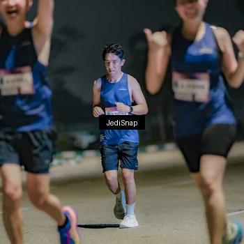 Runner Photo 7510054