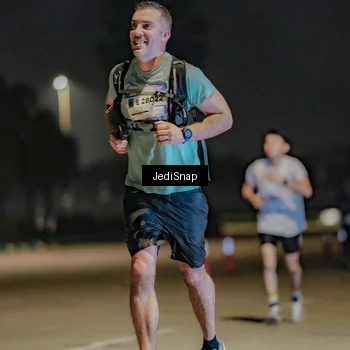 Runner Photo 7510058