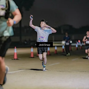 Runner Photo 7510060