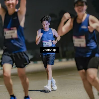 Runner Photo 7510061