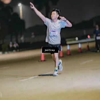 Runner Photo 7510070