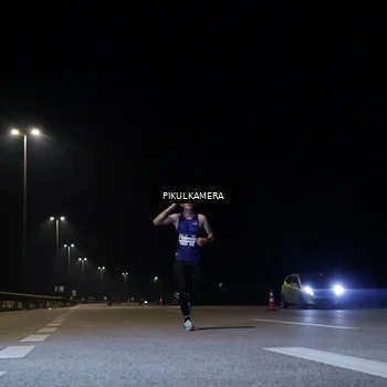 Runner Photo 7510071