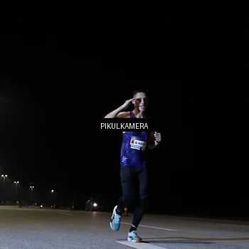 Runner Photo 7510082