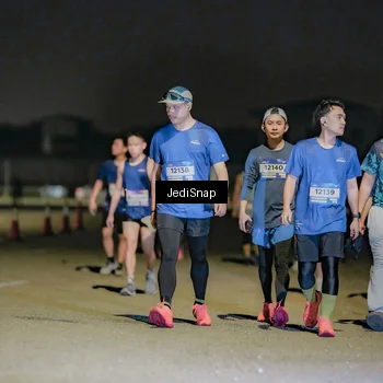Runner Photo 7510088