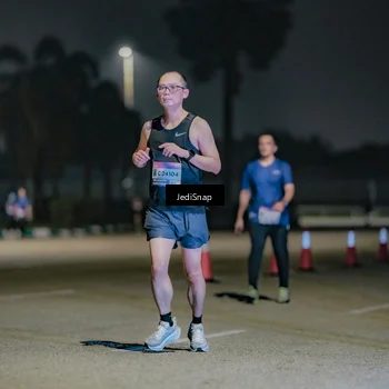 Runner Photo 7510089