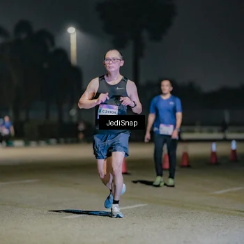 Runner Photo 7510094