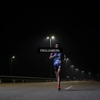 Runner Photo 7510095