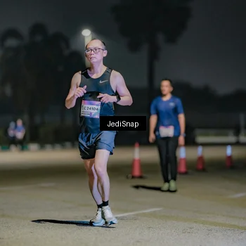 Runner Photo 7510096