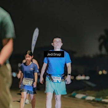 Runner Photo 7510136