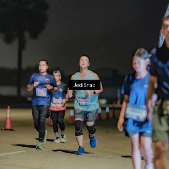 Runner Photo 7510144
