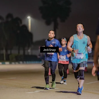 Runner Photo 7510149