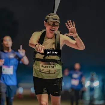 Runner Photo 7510172