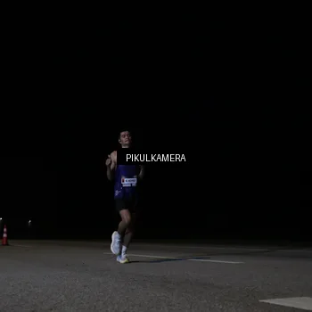 Runner Photo 7510175