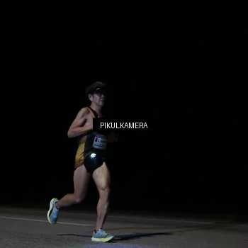 Runner Photo 7510178