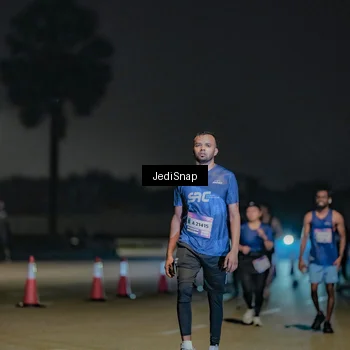 Runner Photo 7510183
