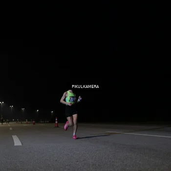 Runner Photo 7510194