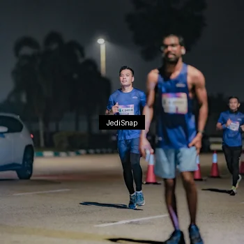 Runner Photo 7510219