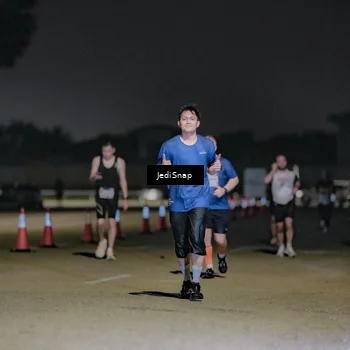 Runner Photo 7510236
