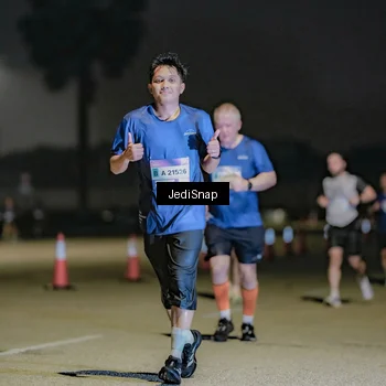 Runner Photo 7510256