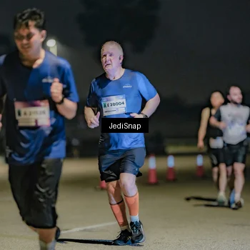 Runner Photo 7510268
