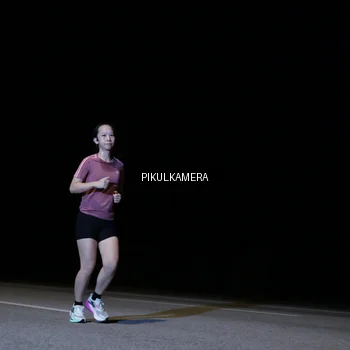 Runner Photo 7510274