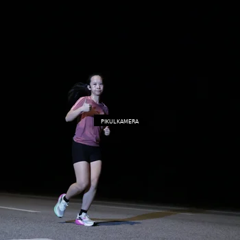Runner Photo 7510275