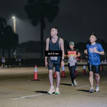 Runner Photo 7510285