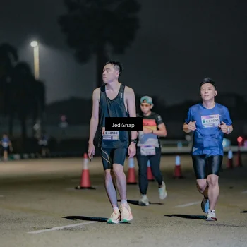 Runner Photo 7510296