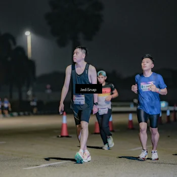 Runner Photo 7510297
