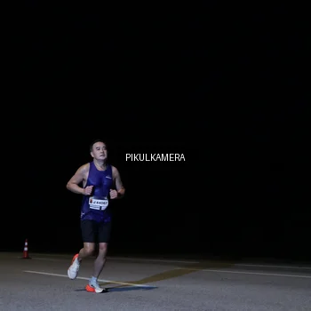 Runner Photo 7510330