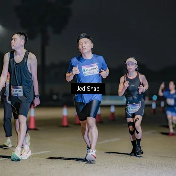 Runner Photo 7510335