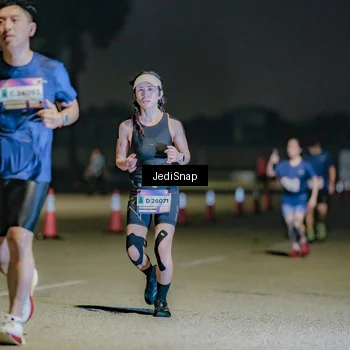 Runner Photo 7510336