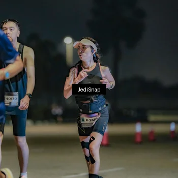 Runner Photo 7510339