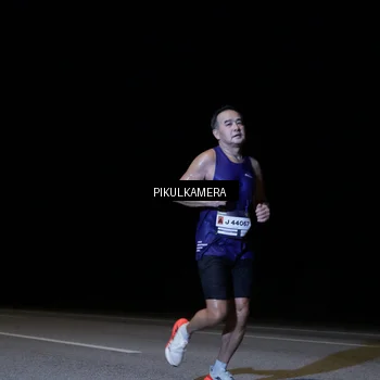 Runner Photo 7510340