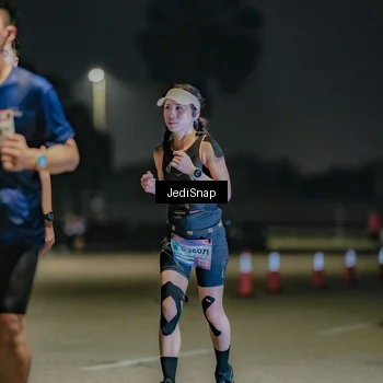 Runner Photo 7510360