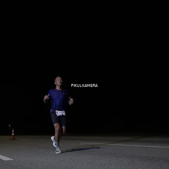 Runner Photo 7510362