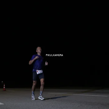 Runner Photo 7510364