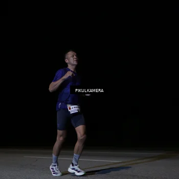 Runner Photo 7510368