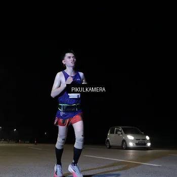 Runner Photo 7510380