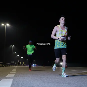 Runner Photo 7510397