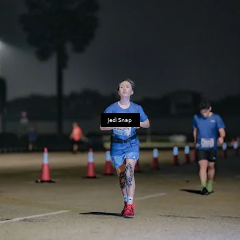 Runner Photo 7510425