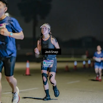 Runner Photo 7510428