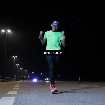 Runner Photo 7510430