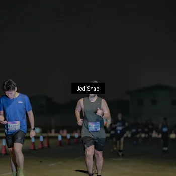 Runner Photo 7510432