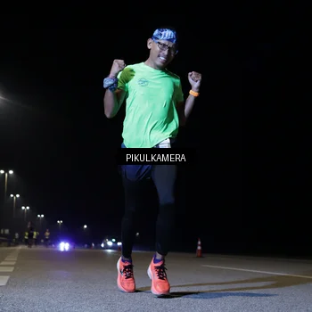 Runner Photo 7510433
