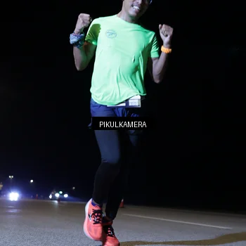 Runner Photo 7510437