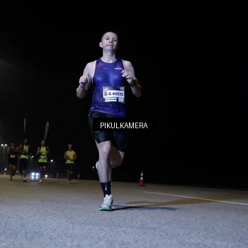Runner Photo 7510449