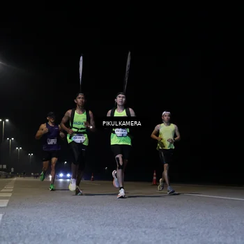 Runner Photo 7510460