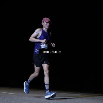 Runner Photo 7510517