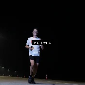 Runner Photo 7510532